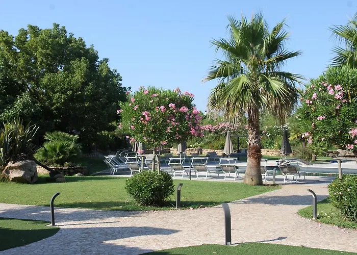 アパートホテル Dolce De Palombaggia