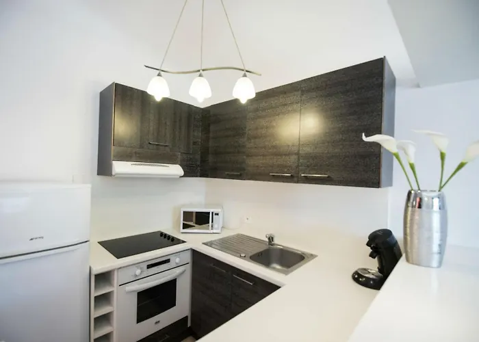 アパートホテル Dolce De Palombaggia