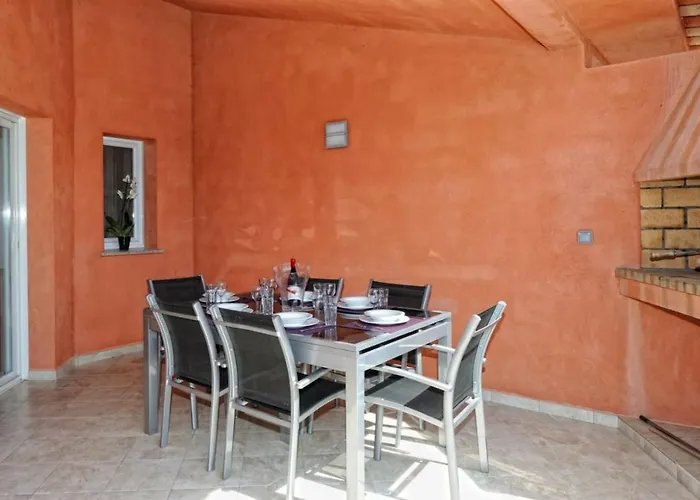 Dolce De Palombaggia アパートホテル 4*